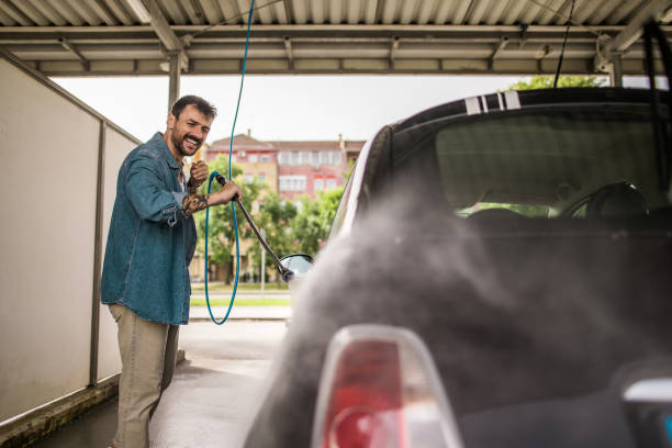 Garage Pressure Washing in Wellington, FL